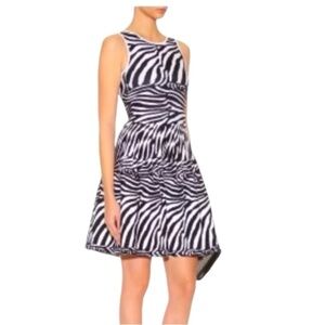 Issa London Zebra Print sleeveless knit Dress XS fall animal print winter